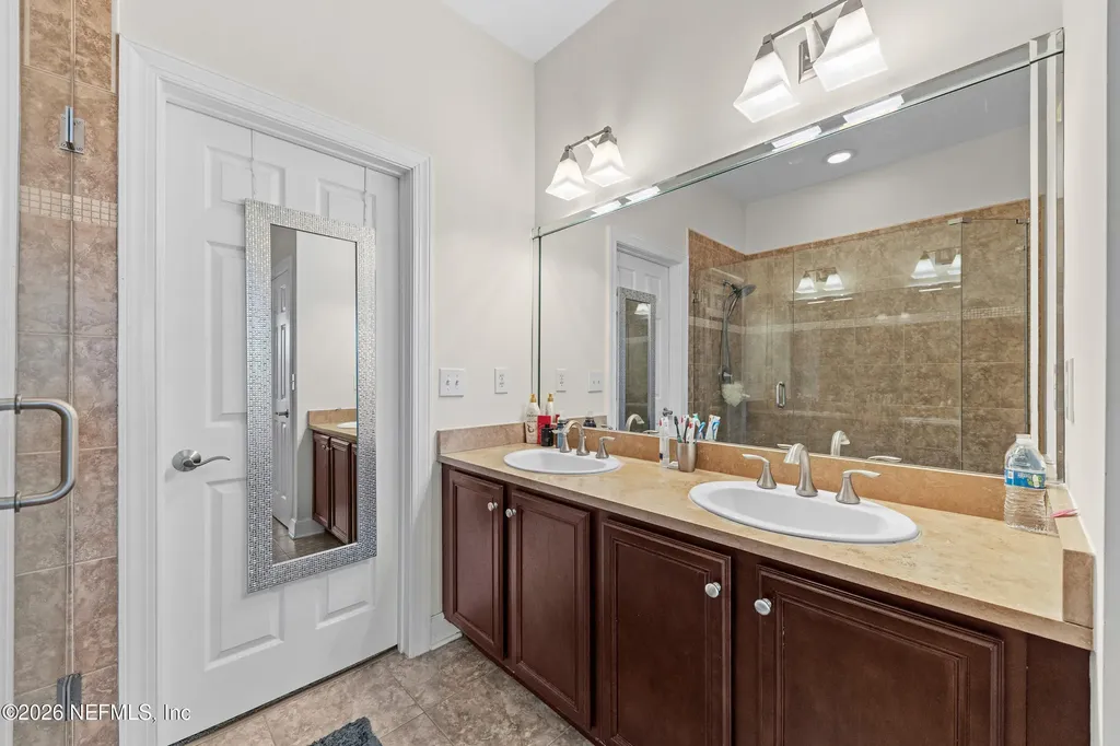 9823 Tapestry Park Circle Jacksonville FL 32246