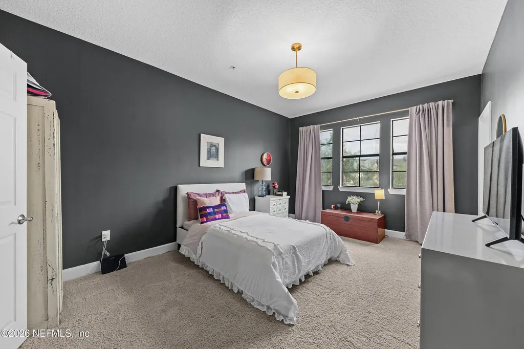 9823 Tapestry Park Circle Jacksonville FL 32246