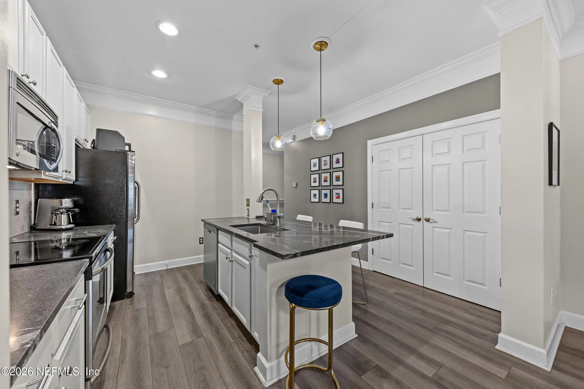 9823 Tapestry Park Circle Jacksonville FL 32246
