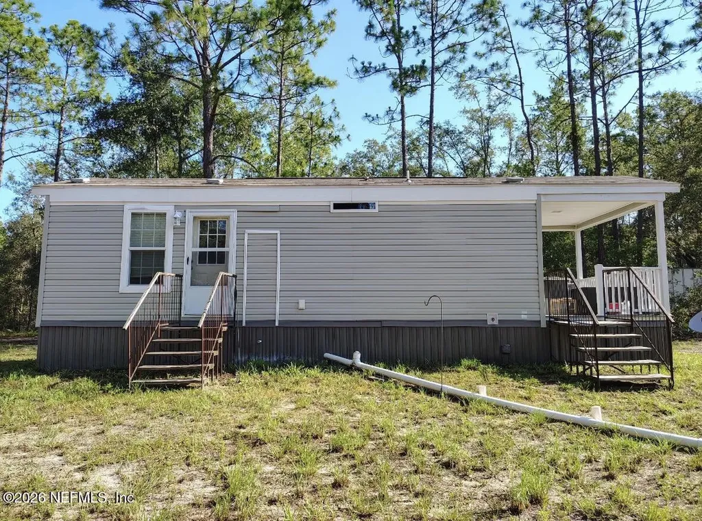 5840 NW 11th Avenue Bell FL 32619