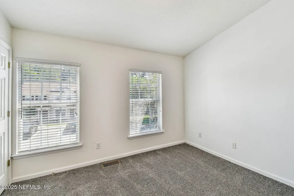 3491 Lone Tree Lane Jacksonville FL 32216