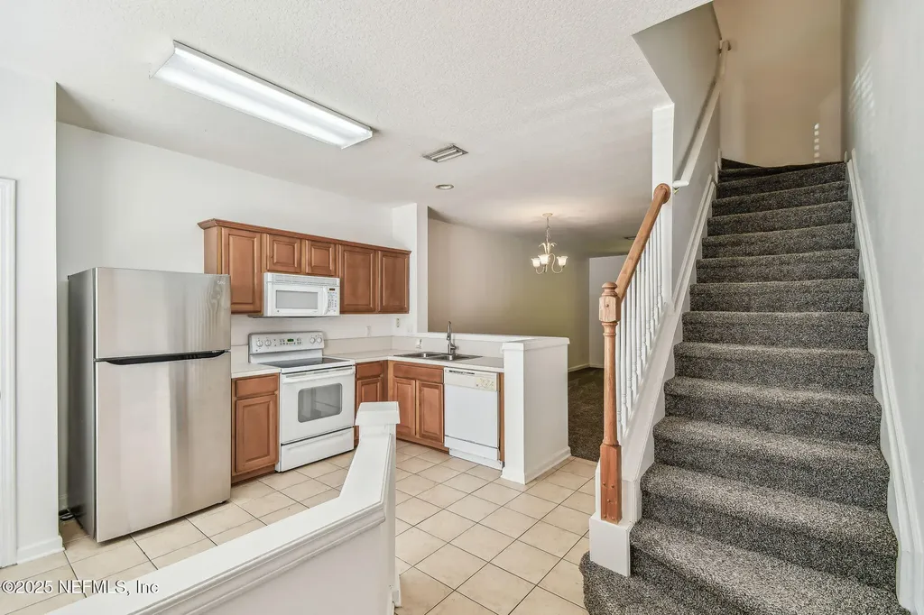 3491 Lone Tree Lane Jacksonville FL 32216