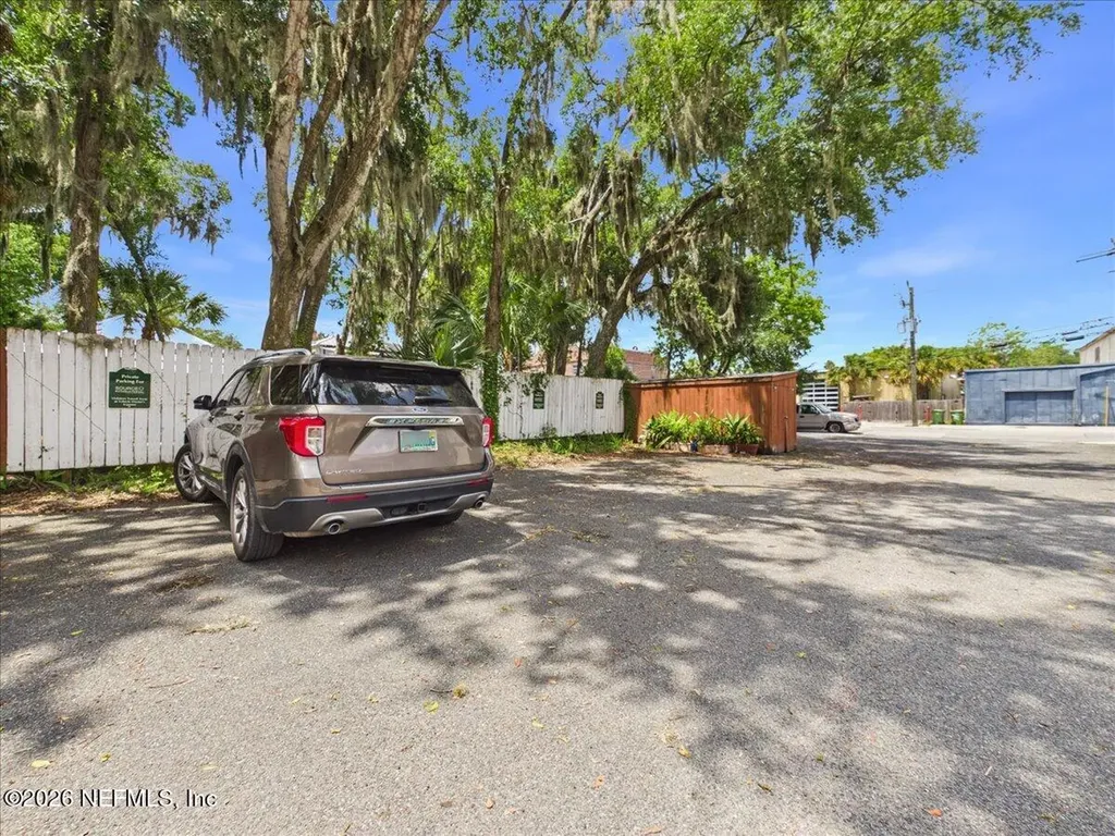 621 St. Johns Ave Avenue Palatka FL 32177