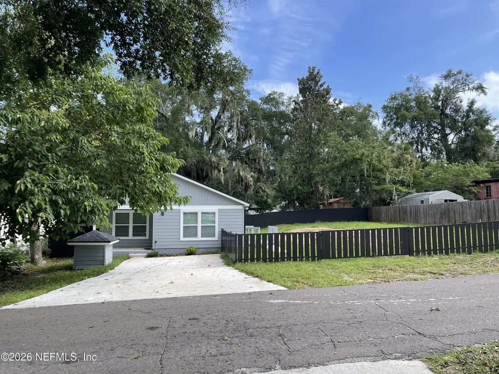2221 Jayson Avenue Jacksonville FL 32208