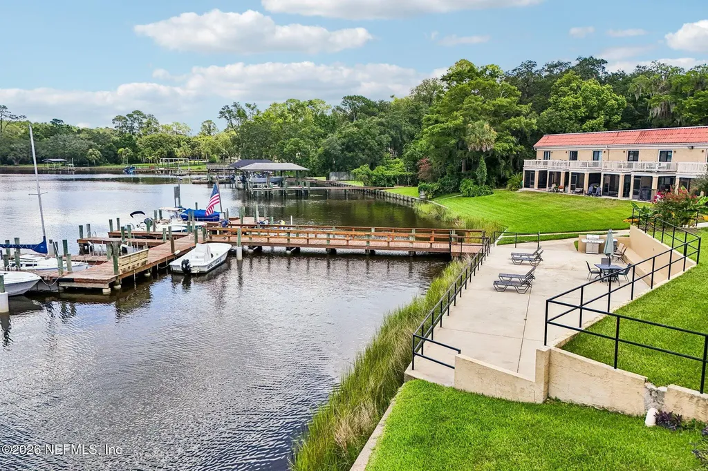 5811 Atlantic Boulevard Jacksonville FL 32207