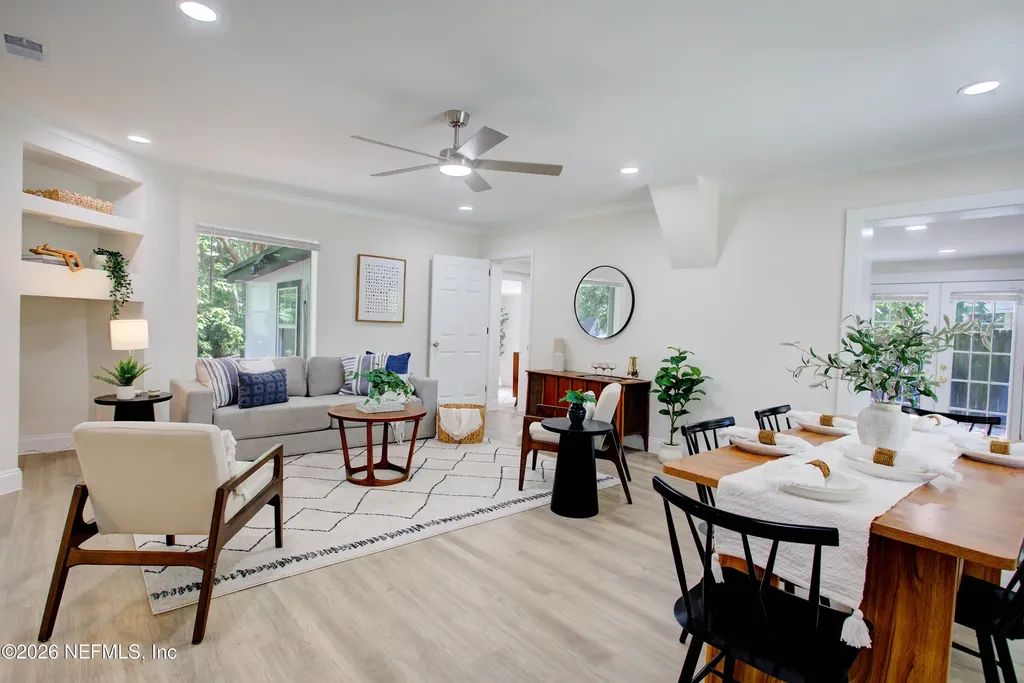 7227 Wendy Circle Jacksonville FL 32211