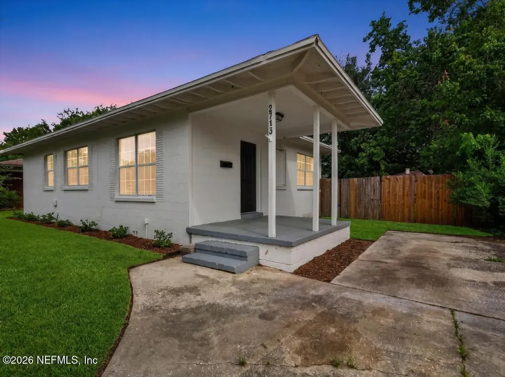 2715 W 45th Street Jacksonville FL 32209