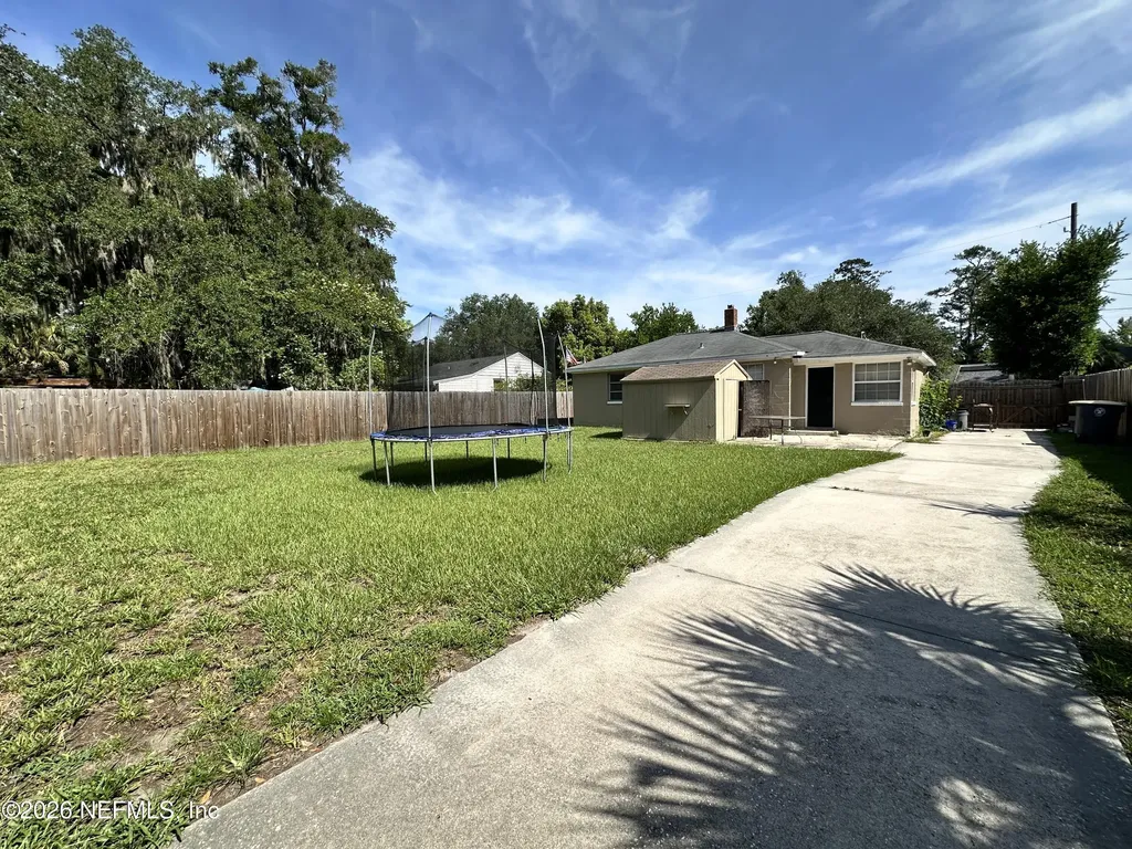 2120 Lordun Terrace Jacksonville FL 32207