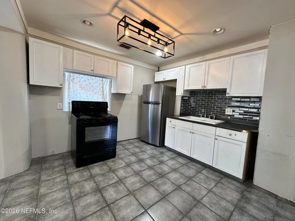 2120 Lordun Terrace Jacksonville FL 32207