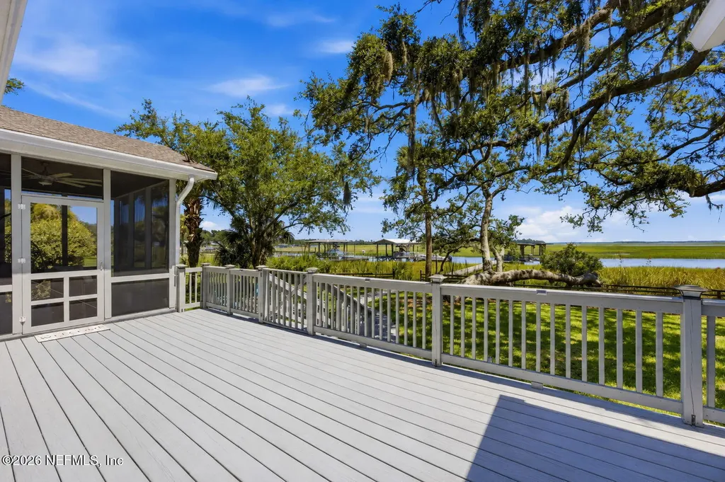 97260 Pirates Point Road Yulee FL 32097