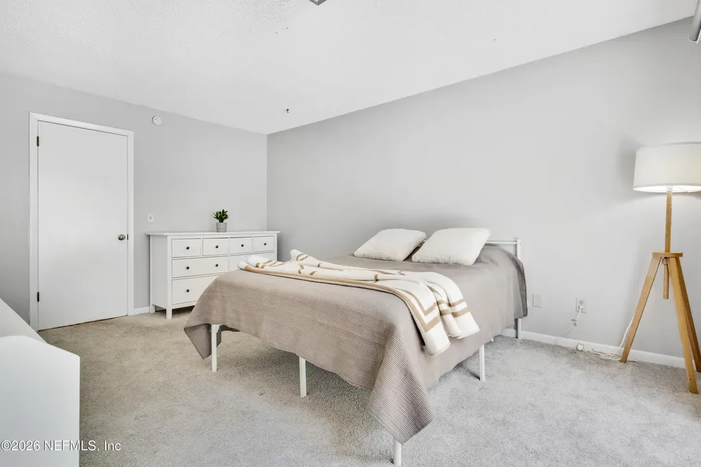 7018 Holiday Hill Court Jacksonville FL 32216
