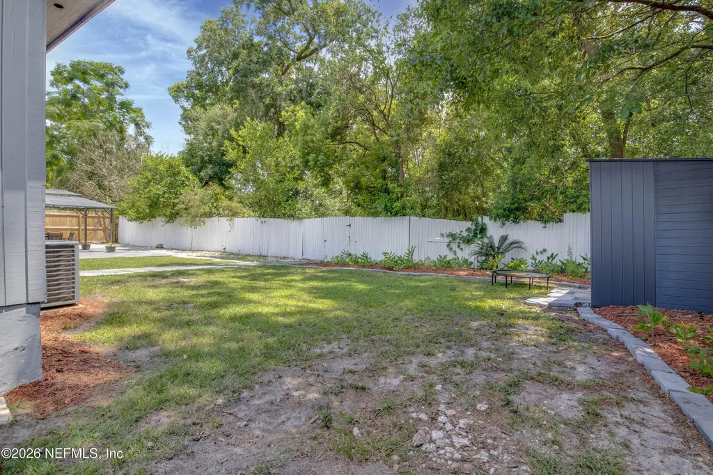 7018 Holiday Hill Court Jacksonville FL 32216