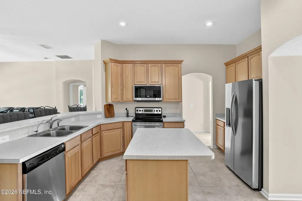 242 Southern Rose Drive Jacksonville FL 32225