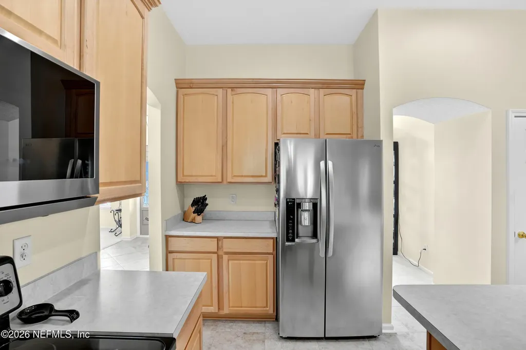 242 Southern Rose Drive Jacksonville FL 32225
