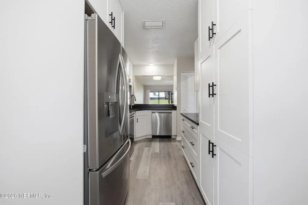 7623 Baymeadows Circle W Jacksonville FL 32256