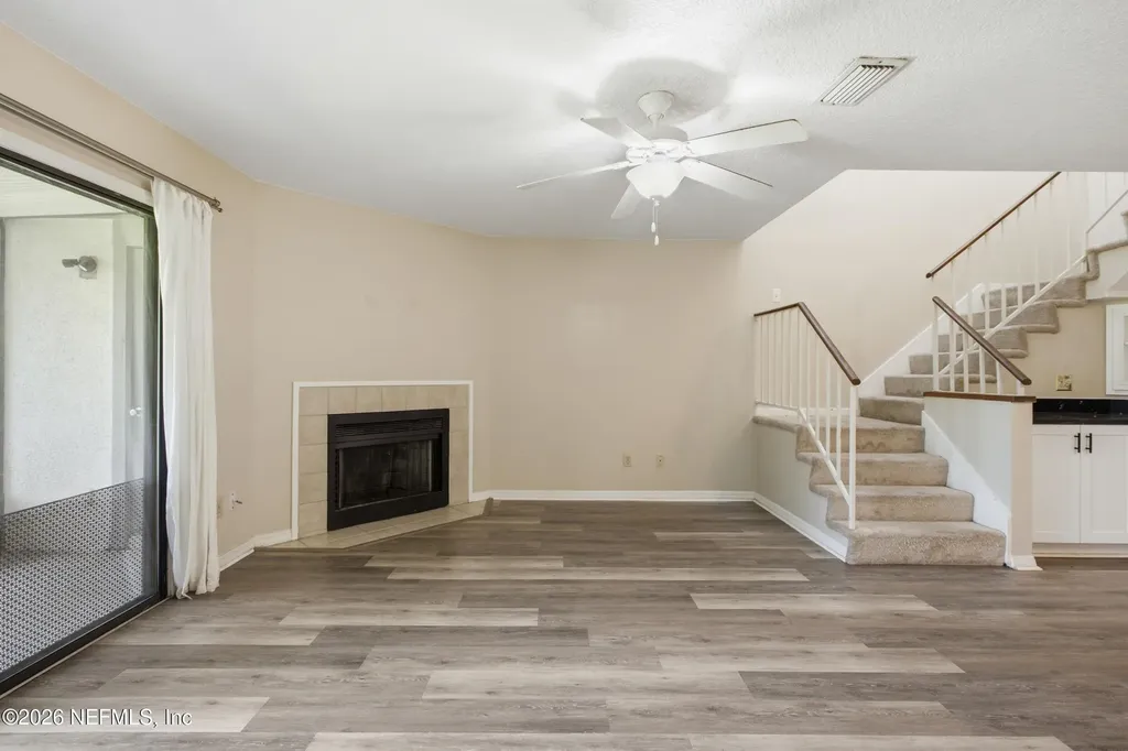 7623 Baymeadows Circle W Jacksonville FL 32256