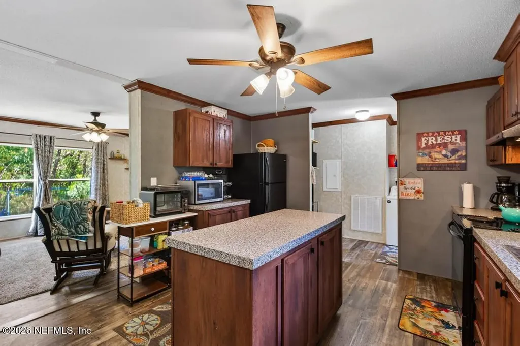 101 Pond Circle Interlachen FL 32148