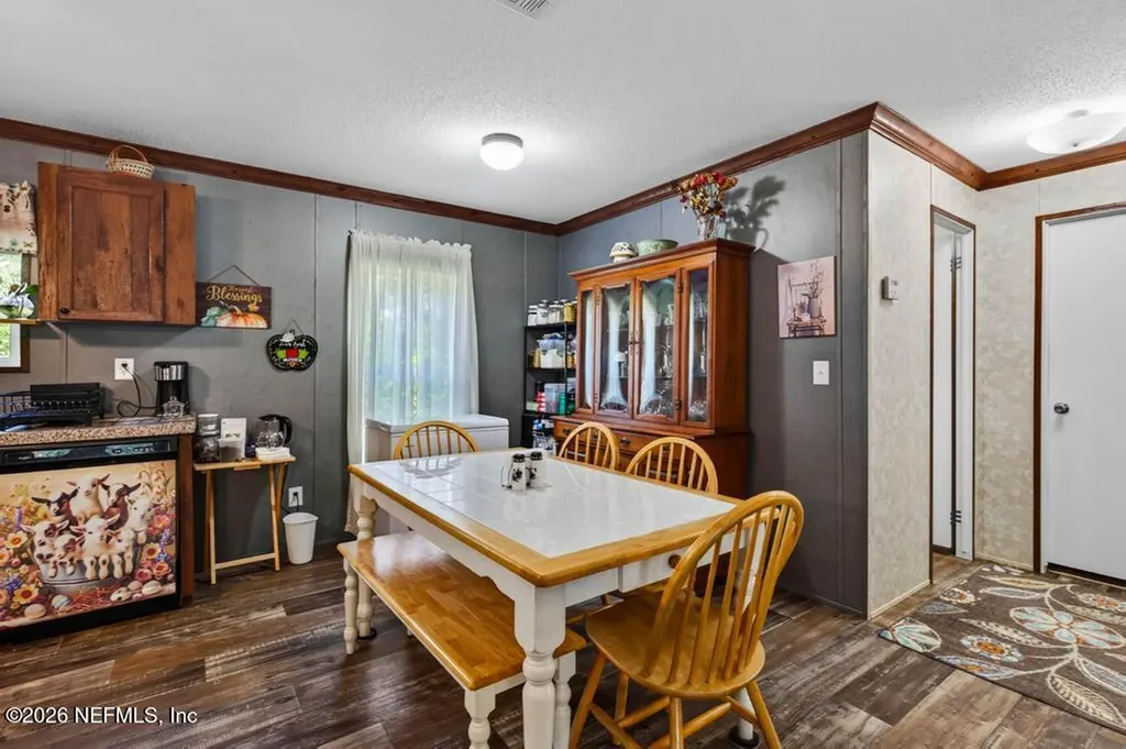 101 Pond Circle Interlachen FL 32148