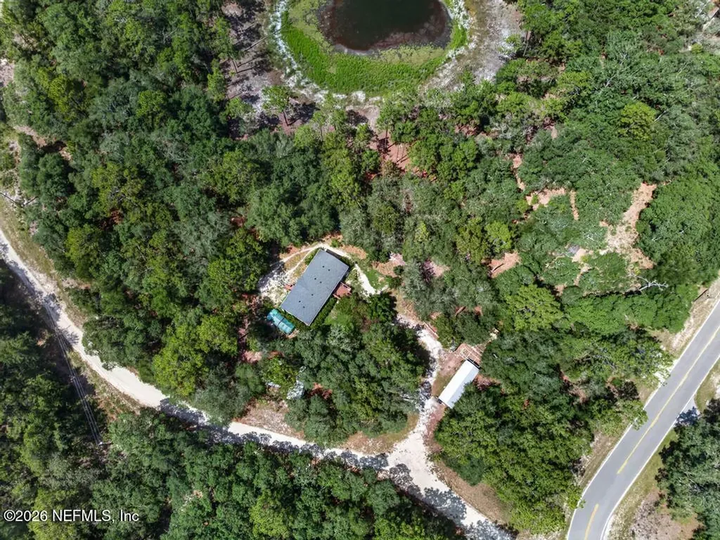 101 Pond Circle Interlachen FL 32148