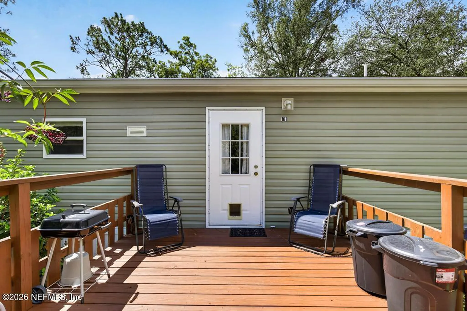 101 Pond Circle Interlachen FL 32148