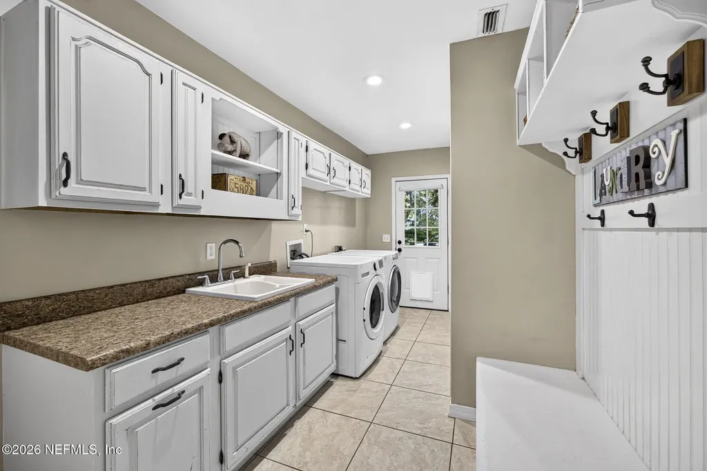 8221 Forest Court St. Augustine FL 32092