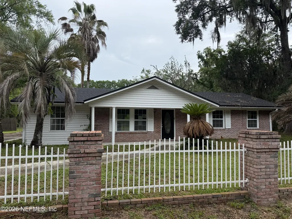6069 Adams Road Macclenny FL 32063