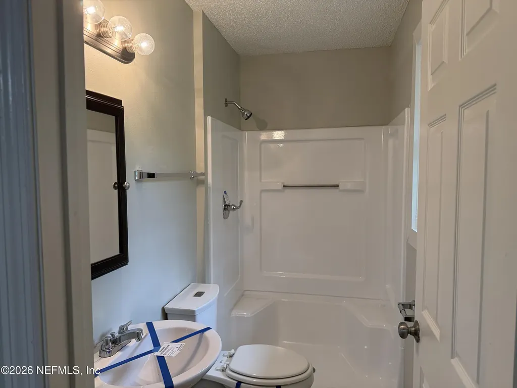 6069 Adams Road Macclenny FL 32063