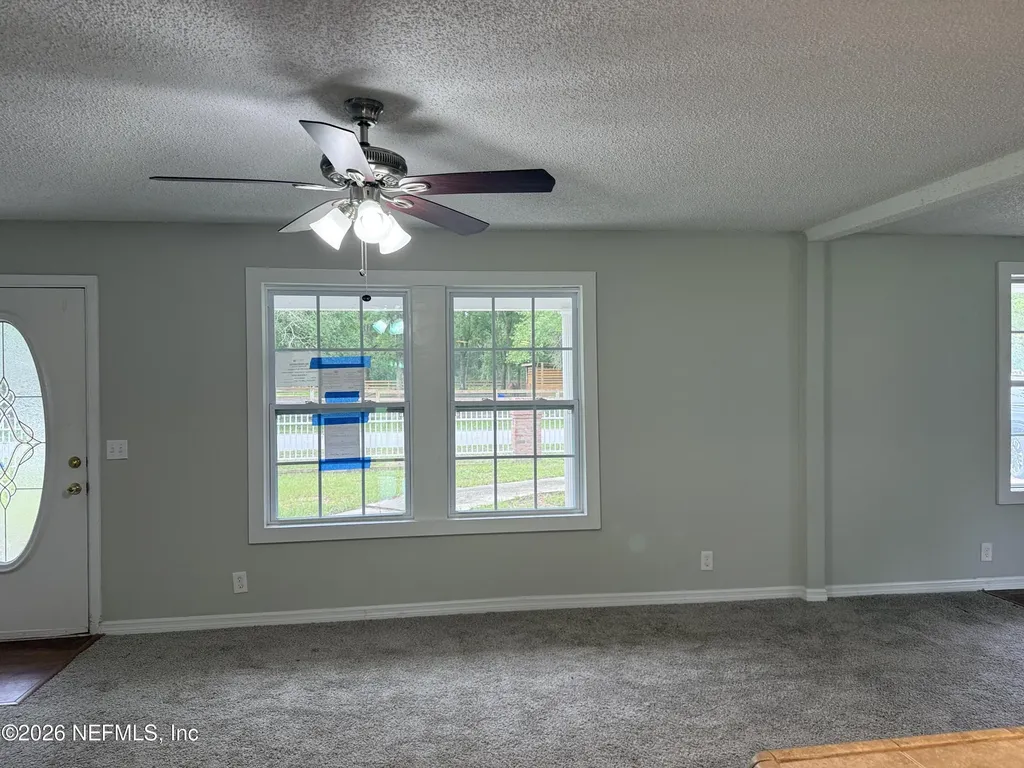 6069 Adams Road Macclenny FL 32063