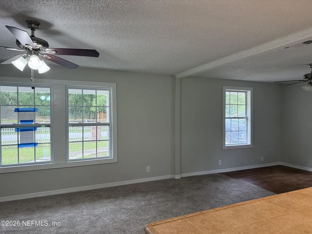 6069 Adams Road Macclenny FL 32063