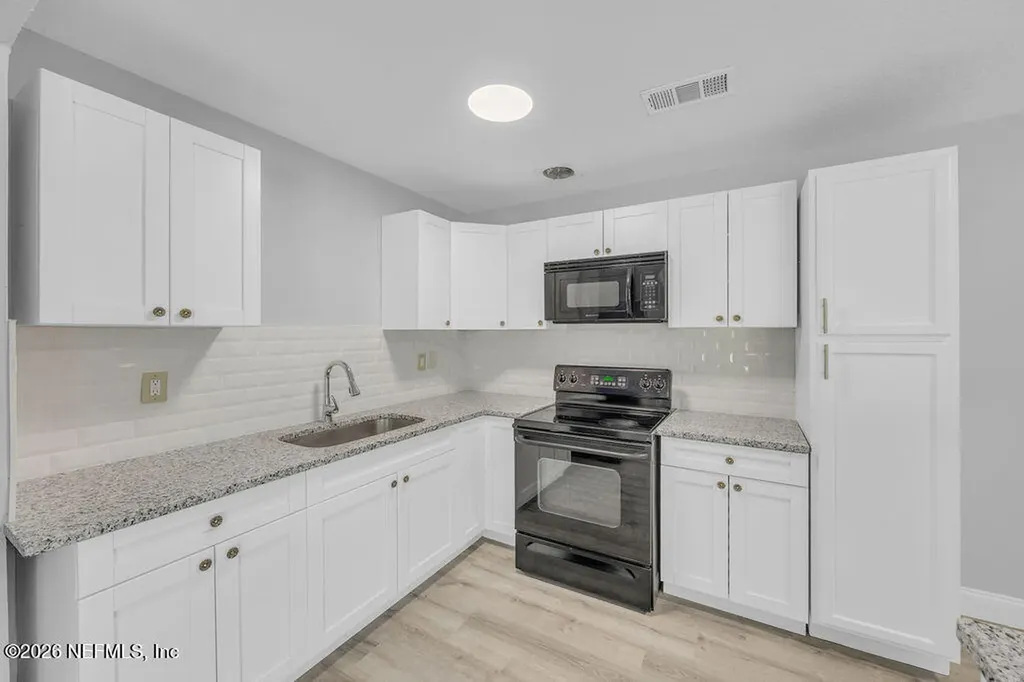 4017 Loys Drive Jacksonville FL 32246