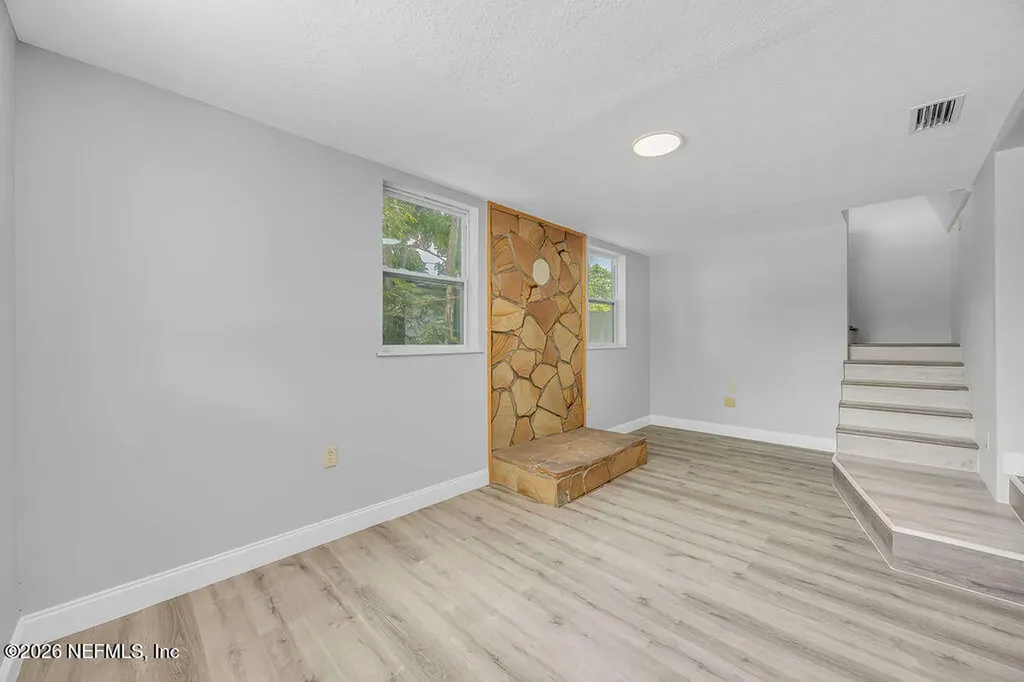 4017 Loys Drive Jacksonville FL 32246