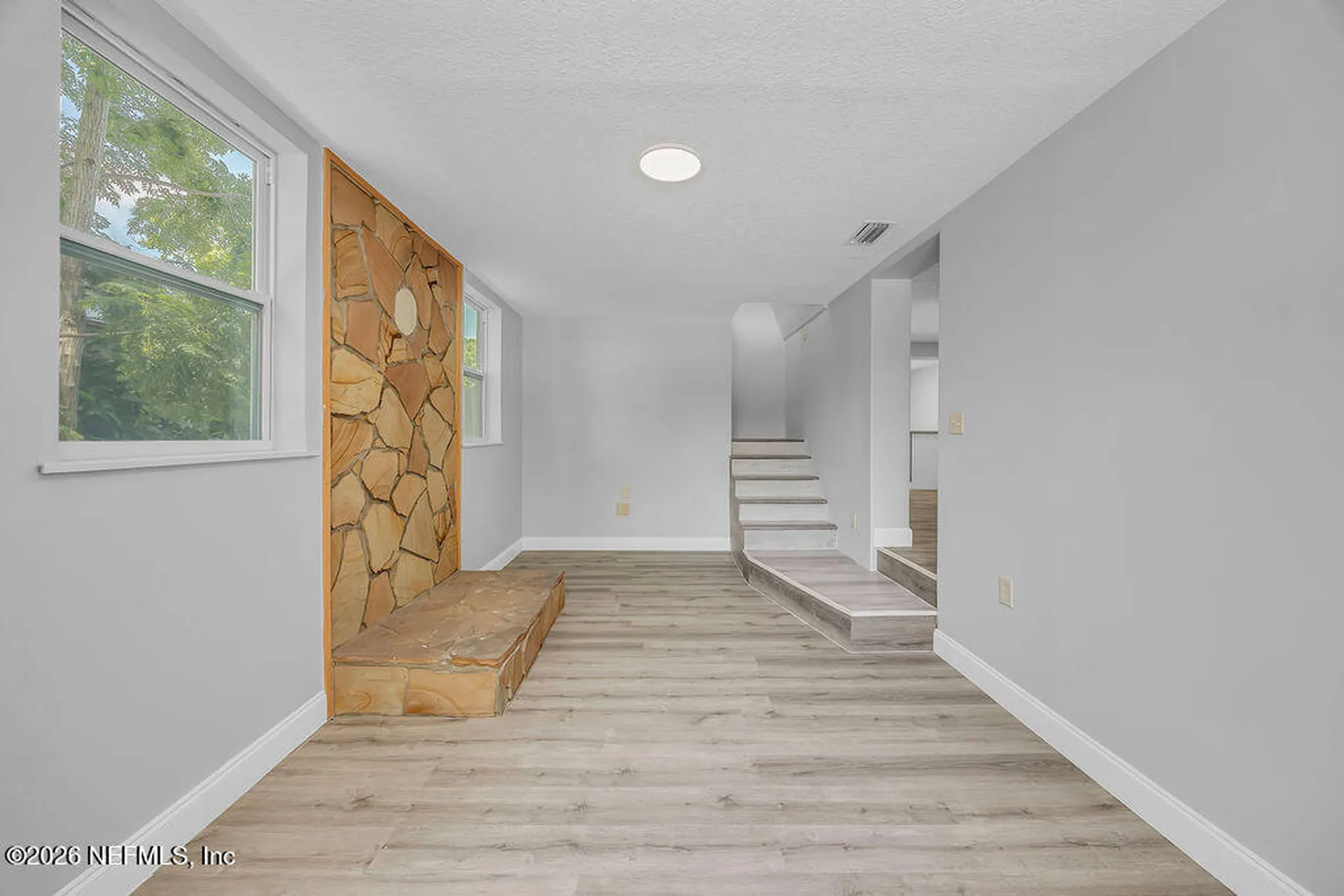 4017 Loys Drive Jacksonville FL 32246
