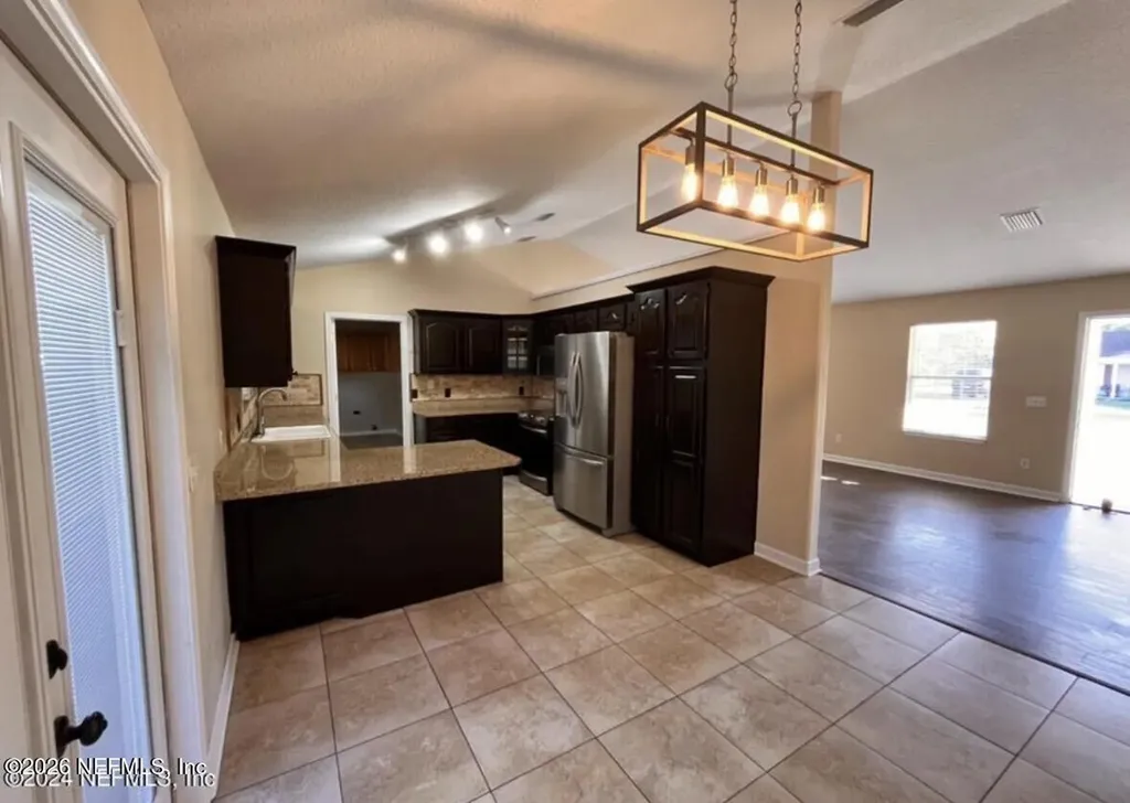 27672 Minnesota Street Hilliard FL 32046