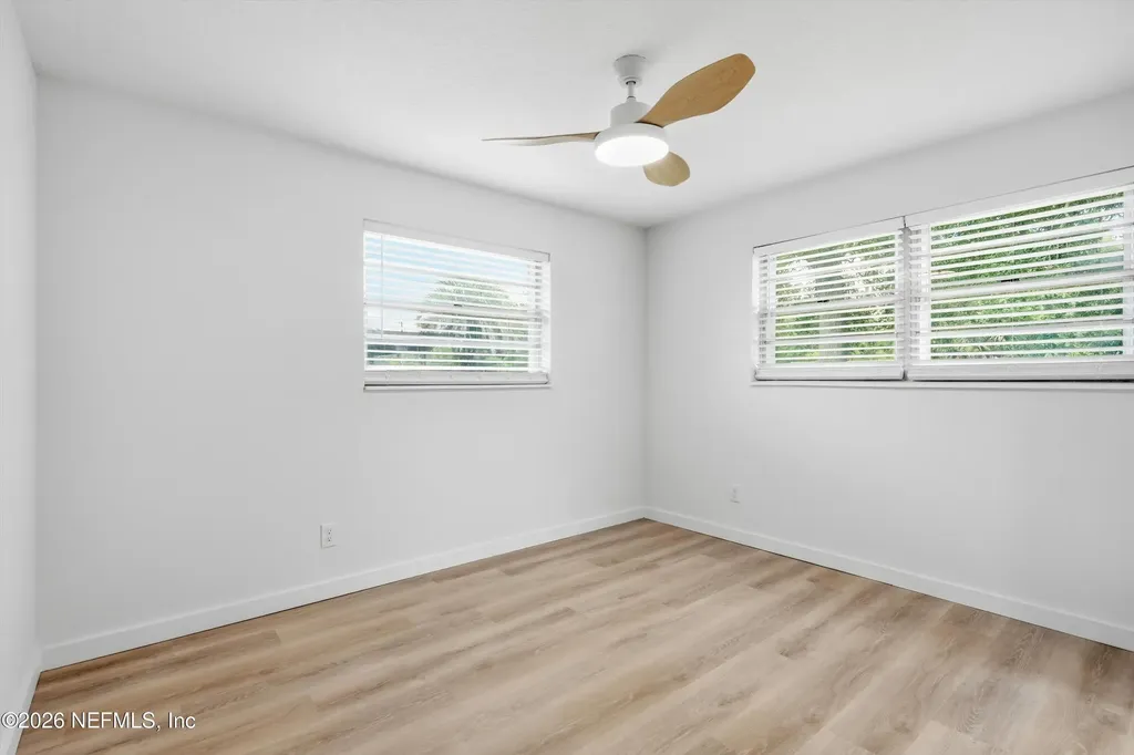 2234 La Valle Drive Jacksonville FL 32210