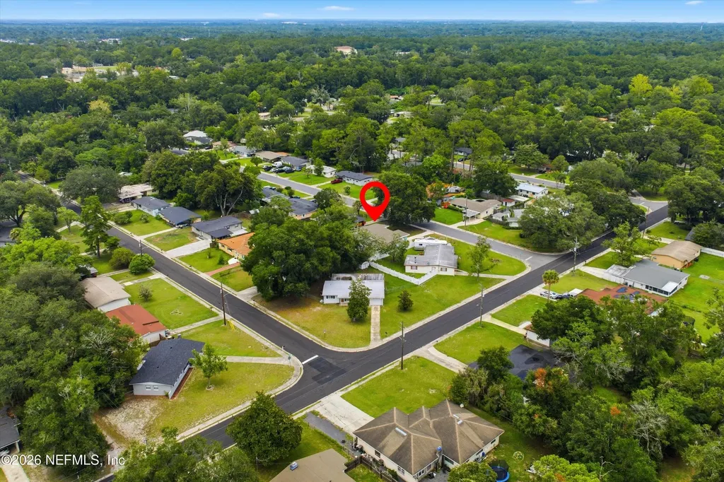 2234 La Valle Drive Jacksonville FL 32210