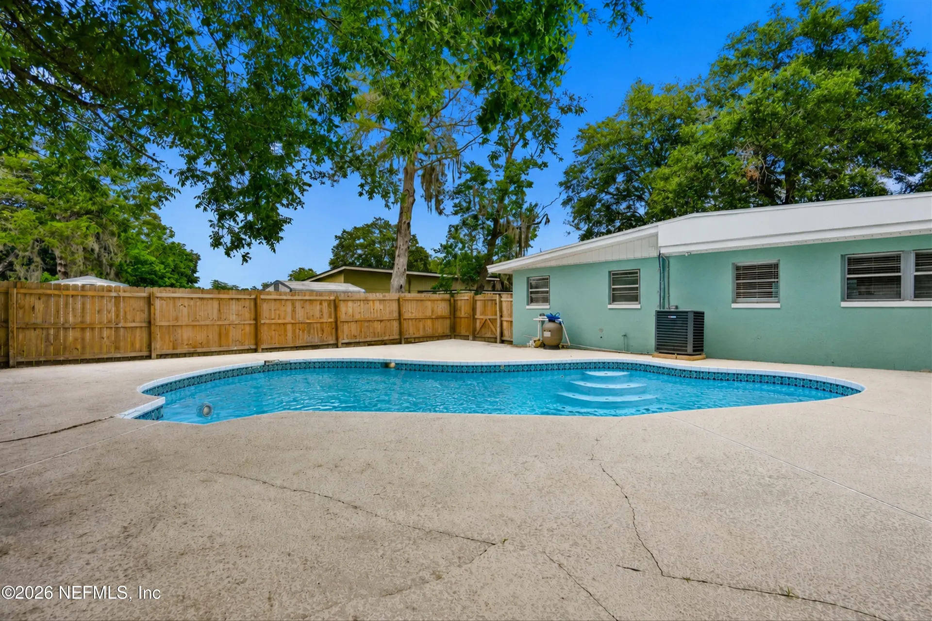 2234 La Valle Drive Jacksonville FL 32210