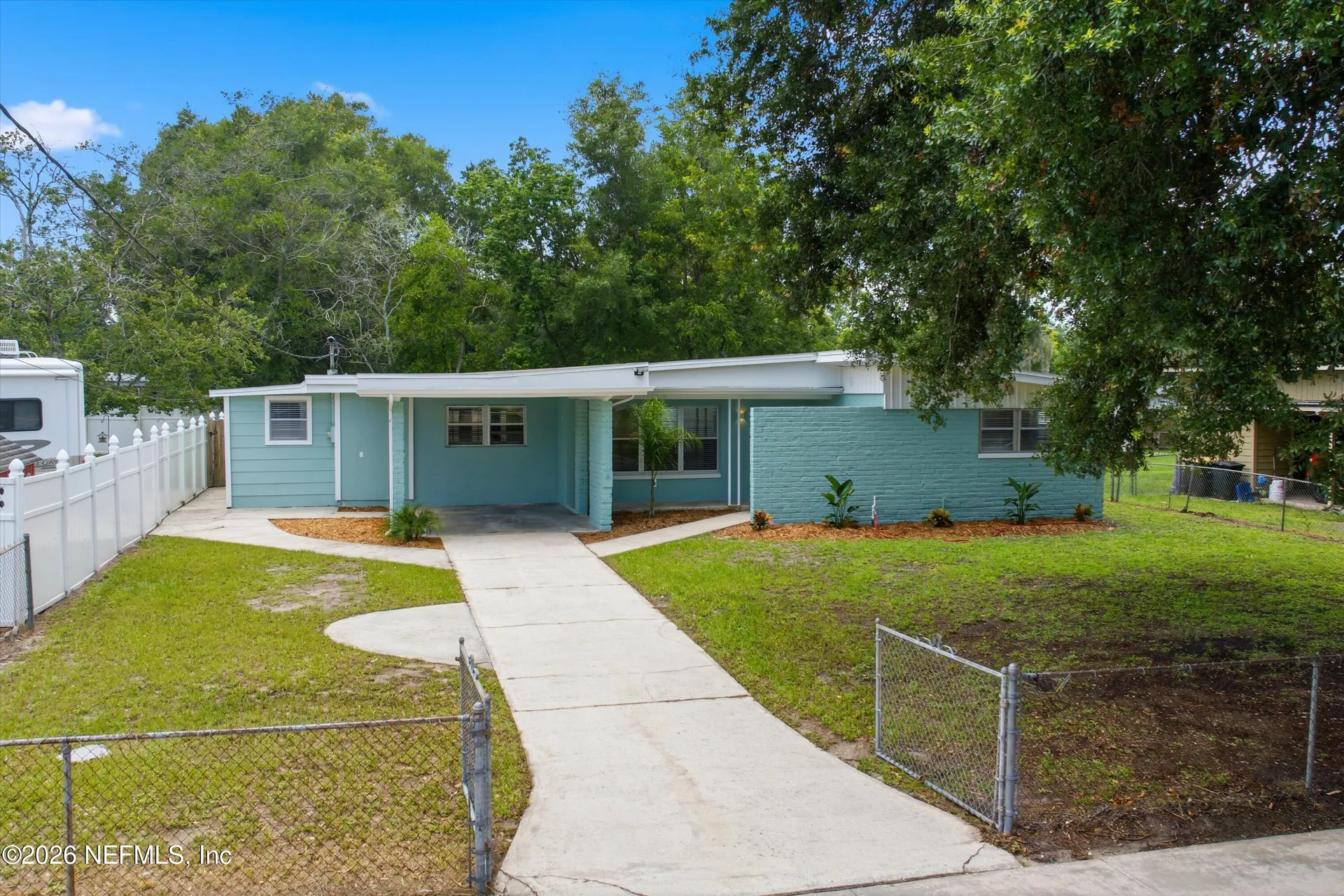 2234 La Valle Drive Jacksonville FL 32210