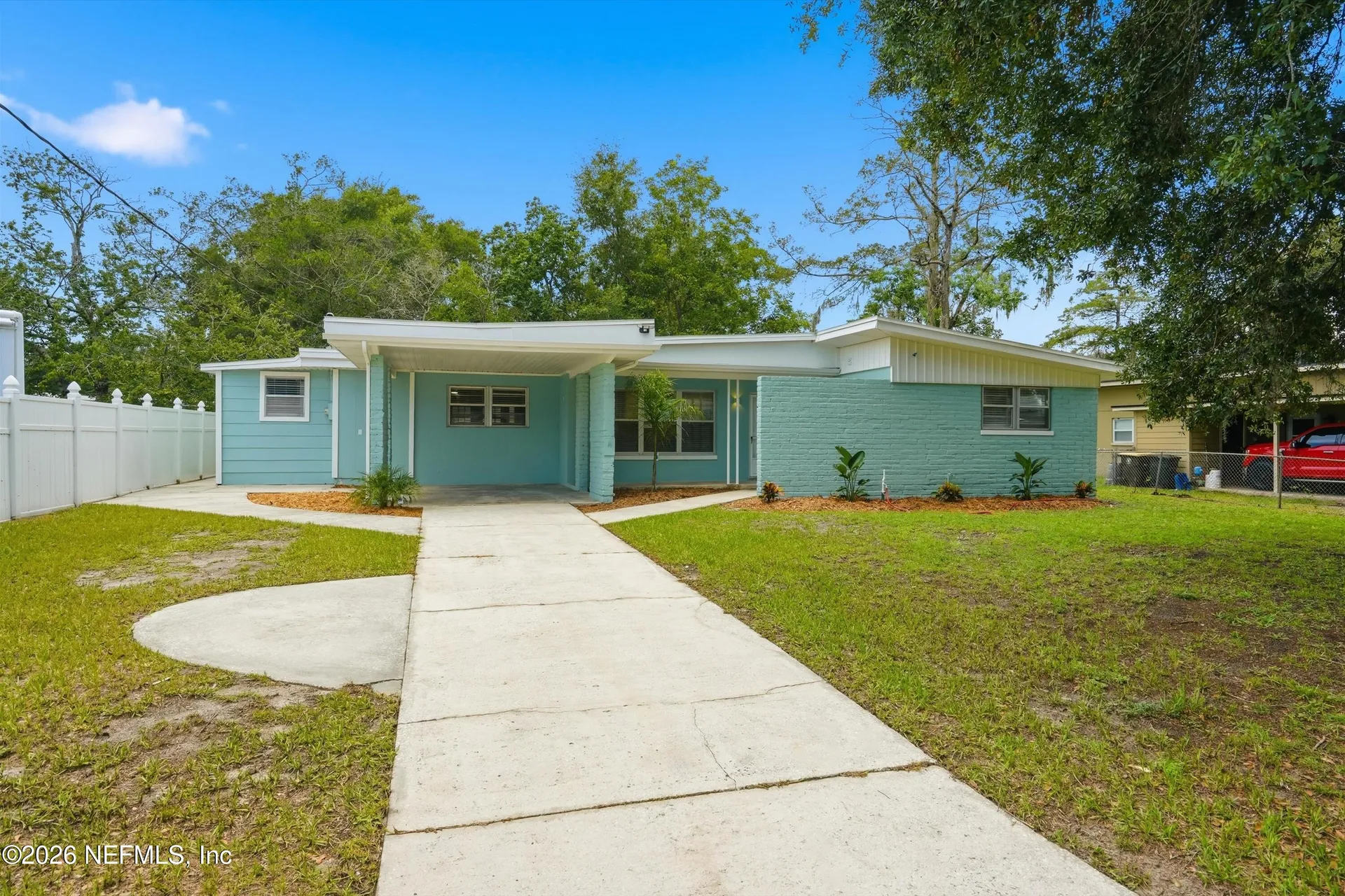 2234 La Valle Drive Jacksonville FL 32210