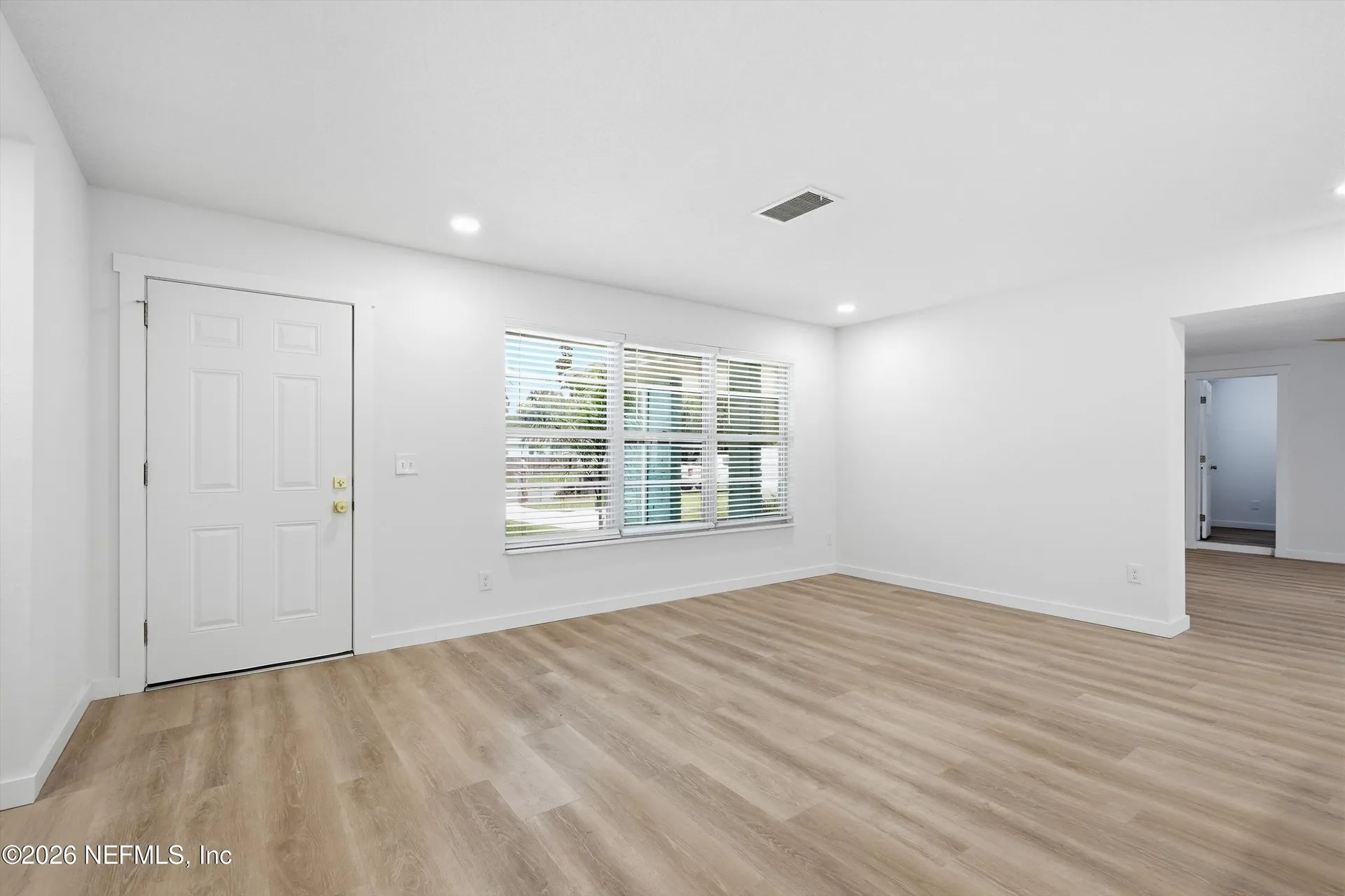 2234 La Valle Drive Jacksonville FL 32210