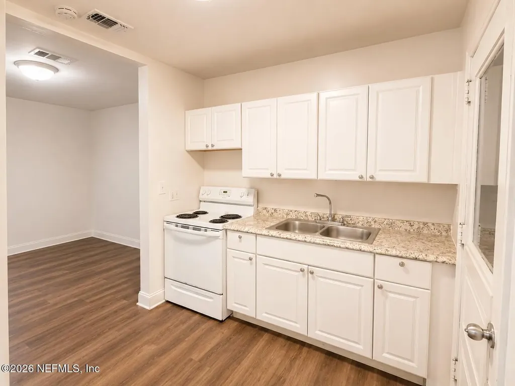 9114 Harrison Avenue Jacksonville FL 32208