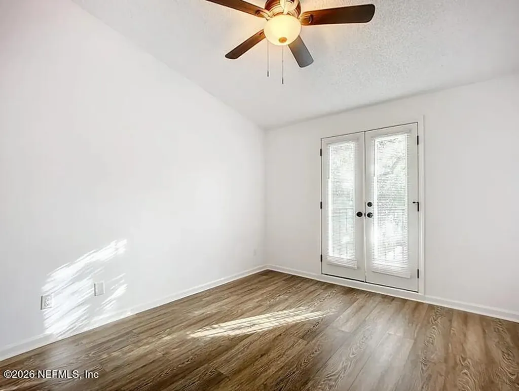 13715 Richmond Park Drive N Jacksonville FL 32224