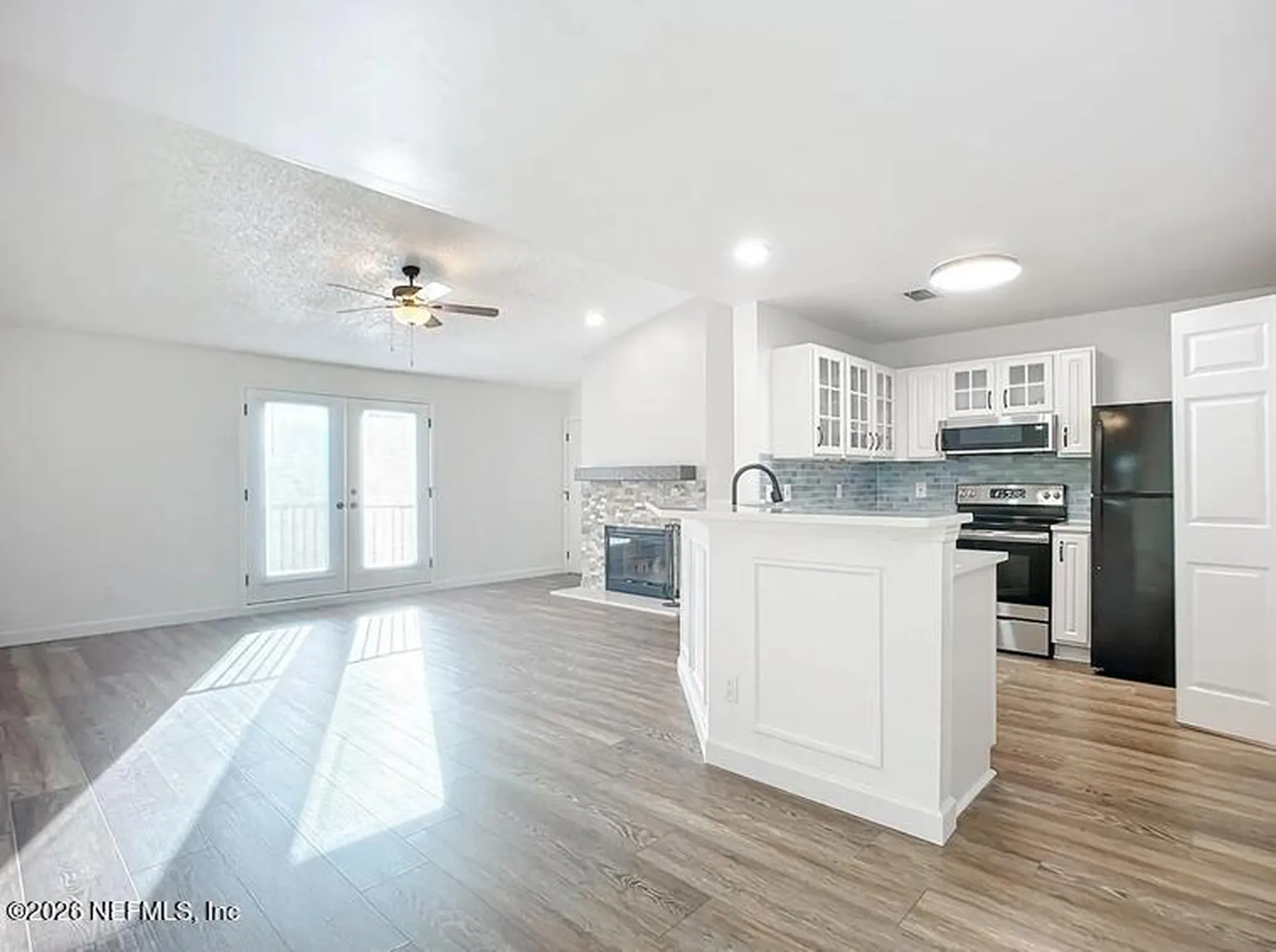 13715 Richmond Park Drive N Jacksonville FL 32224