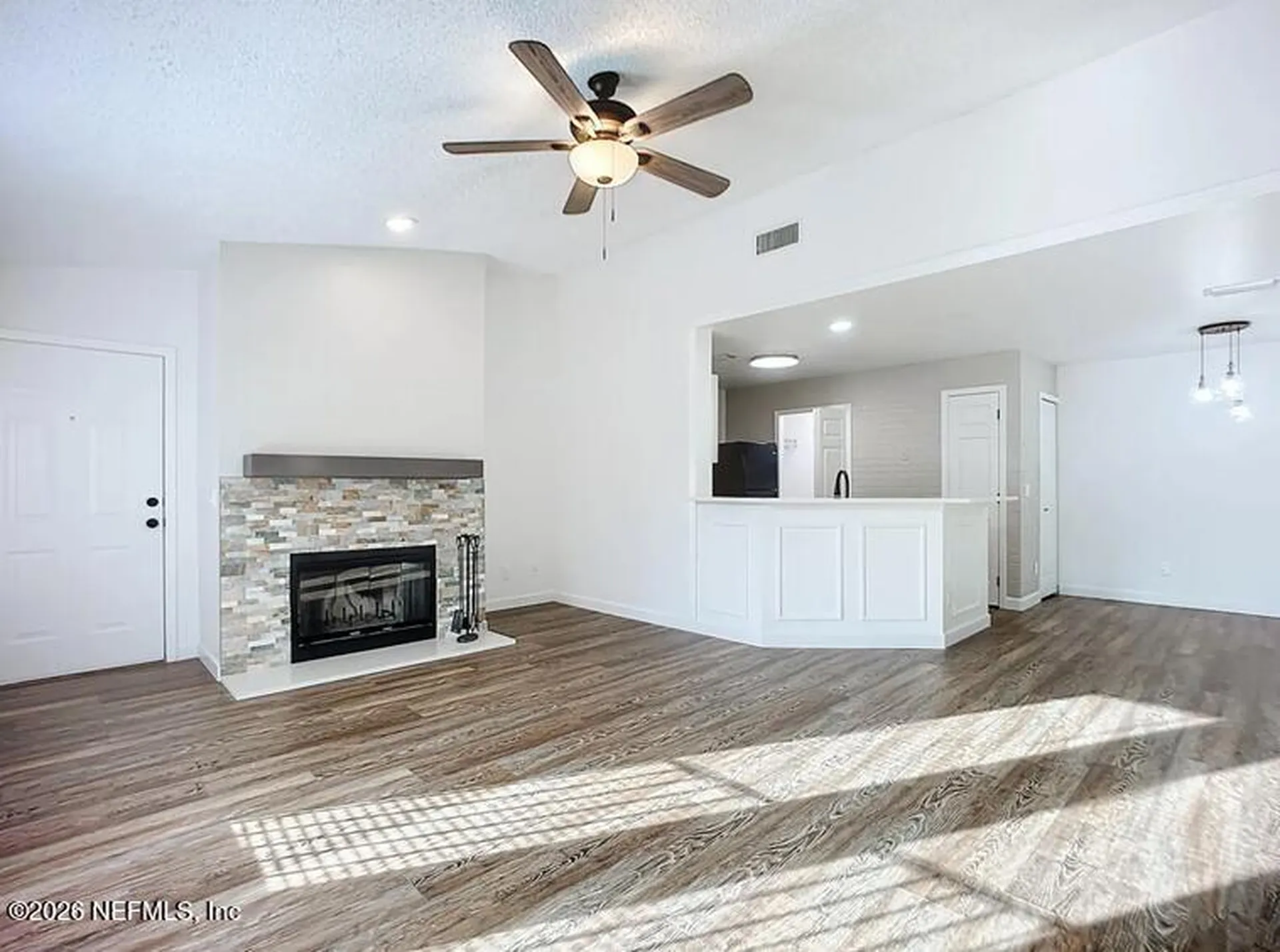 13715 Richmond Park Drive N Jacksonville FL 32224