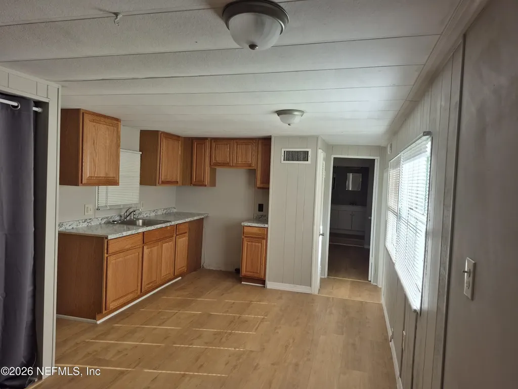 2861 Robert Street Jacksonville FL 32207