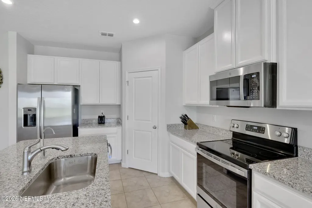 1064 Victoria Hills Court Jacksonville FL 32221