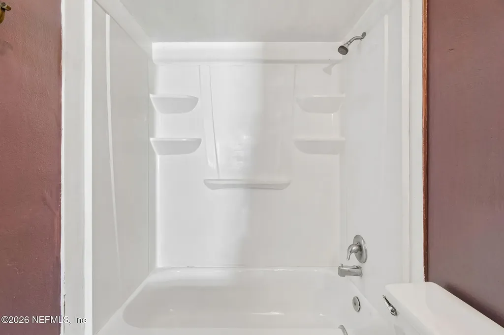 5065 Knightsbridge Circle N Jacksonville FL 32244