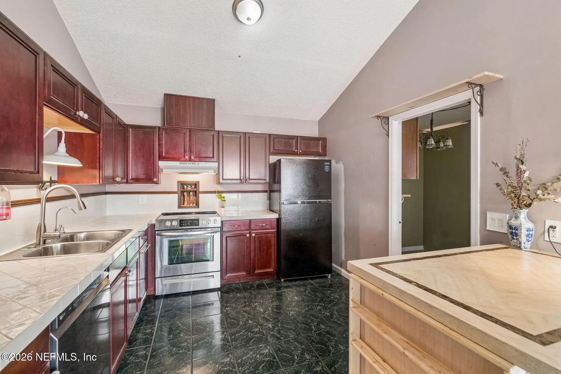 5065 Knightsbridge Circle N Jacksonville FL 32244