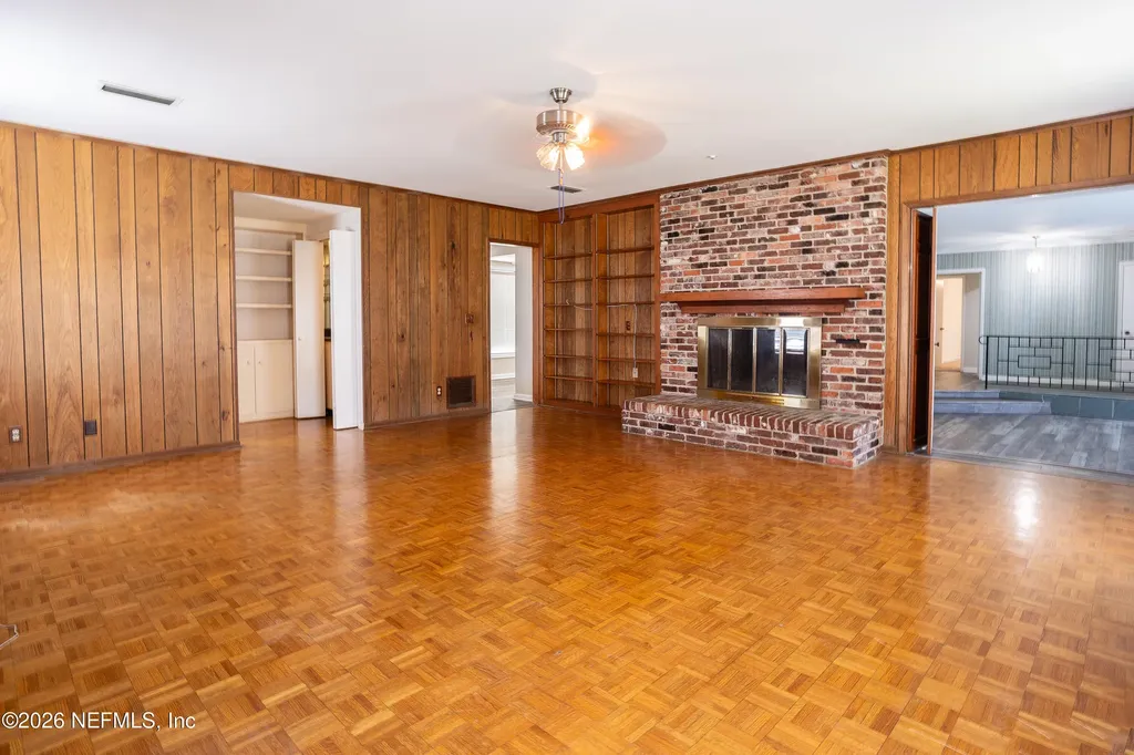 4254 Confederate Point Road Jacksonville FL 32210