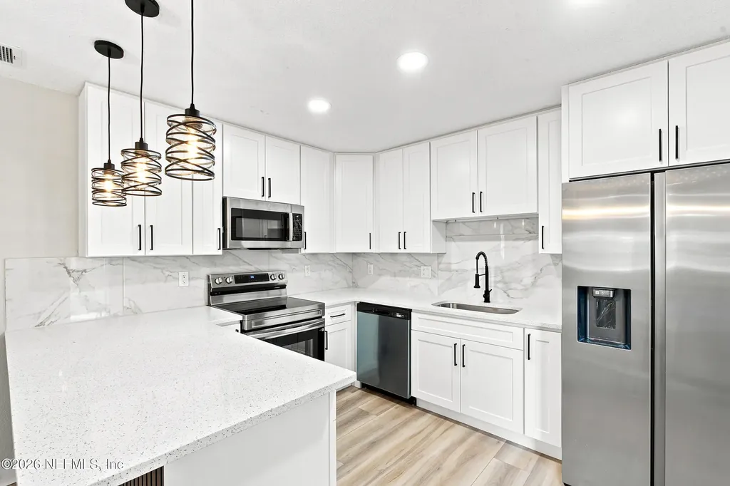 5331 N North River Road Jacksonville FL 32211