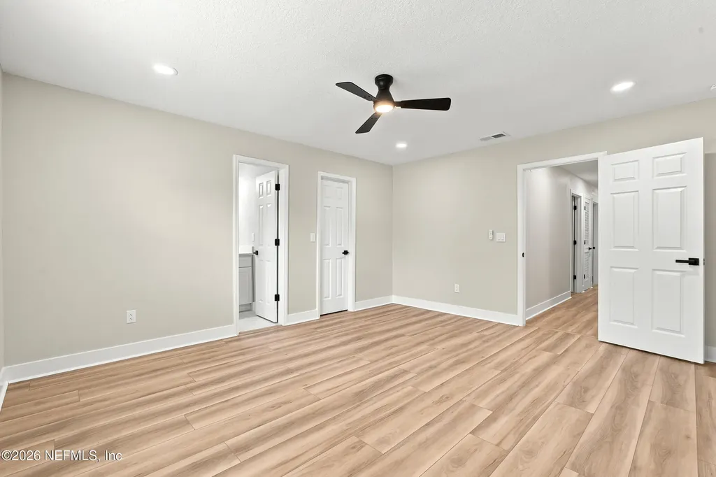 5331 N North River Road Jacksonville FL 32211